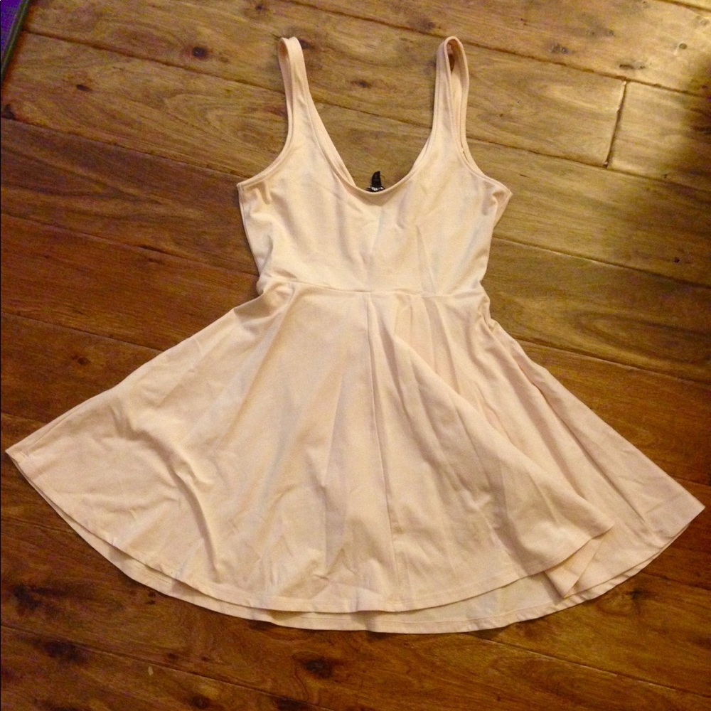 SOLD Express V Neck Fit Flare Skort Skater Dress - Picture 3 of 8